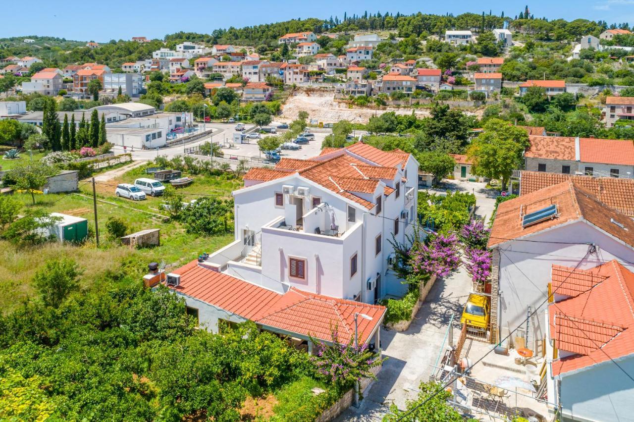 Villa Dinka Sutivan Esterno foto