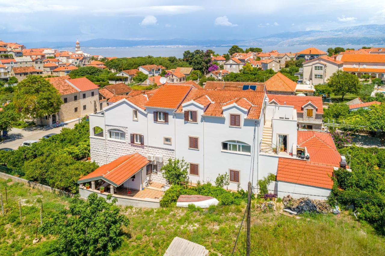 Villa Dinka Sutivan Esterno foto