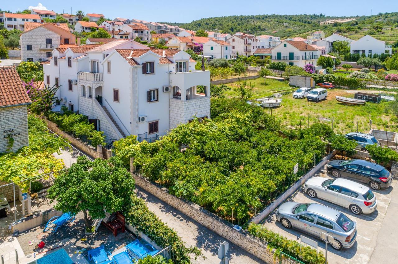 Villa Dinka Sutivan Esterno foto