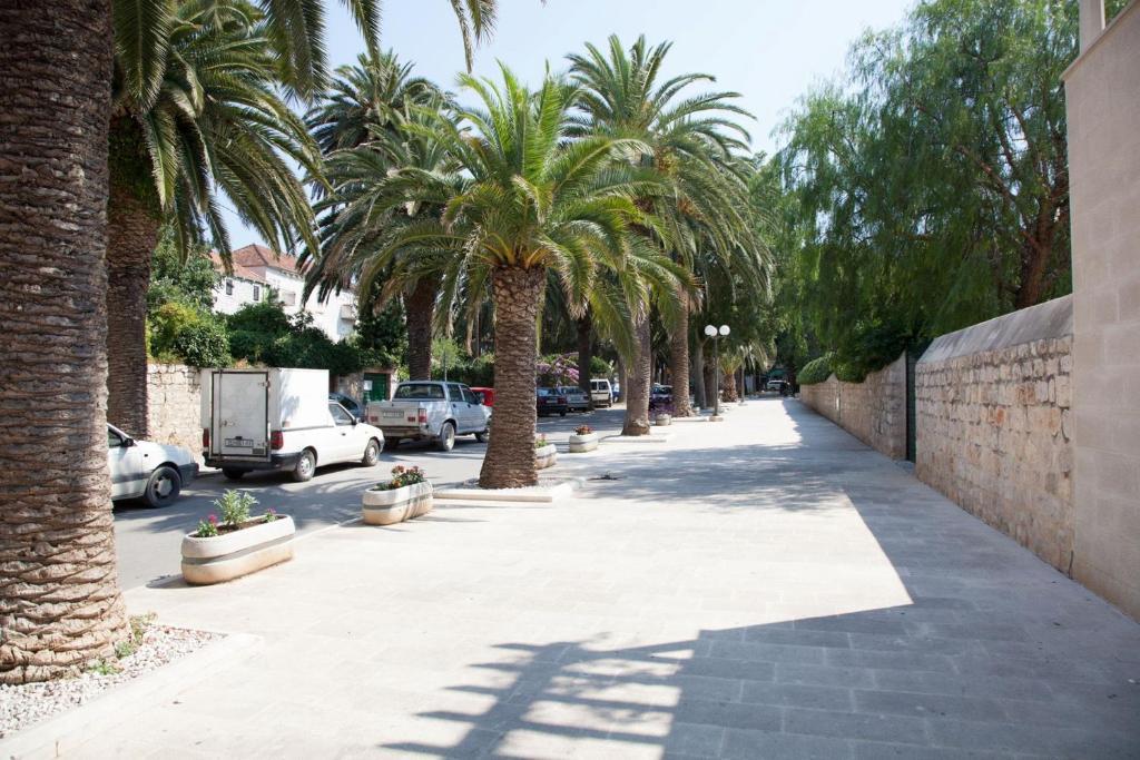 Villa Dinka Sutivan Camera foto