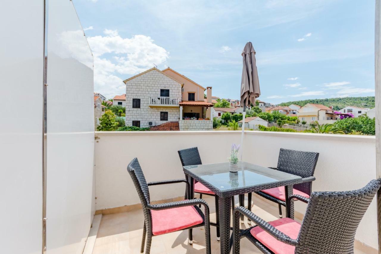 Villa Dinka Sutivan Esterno foto