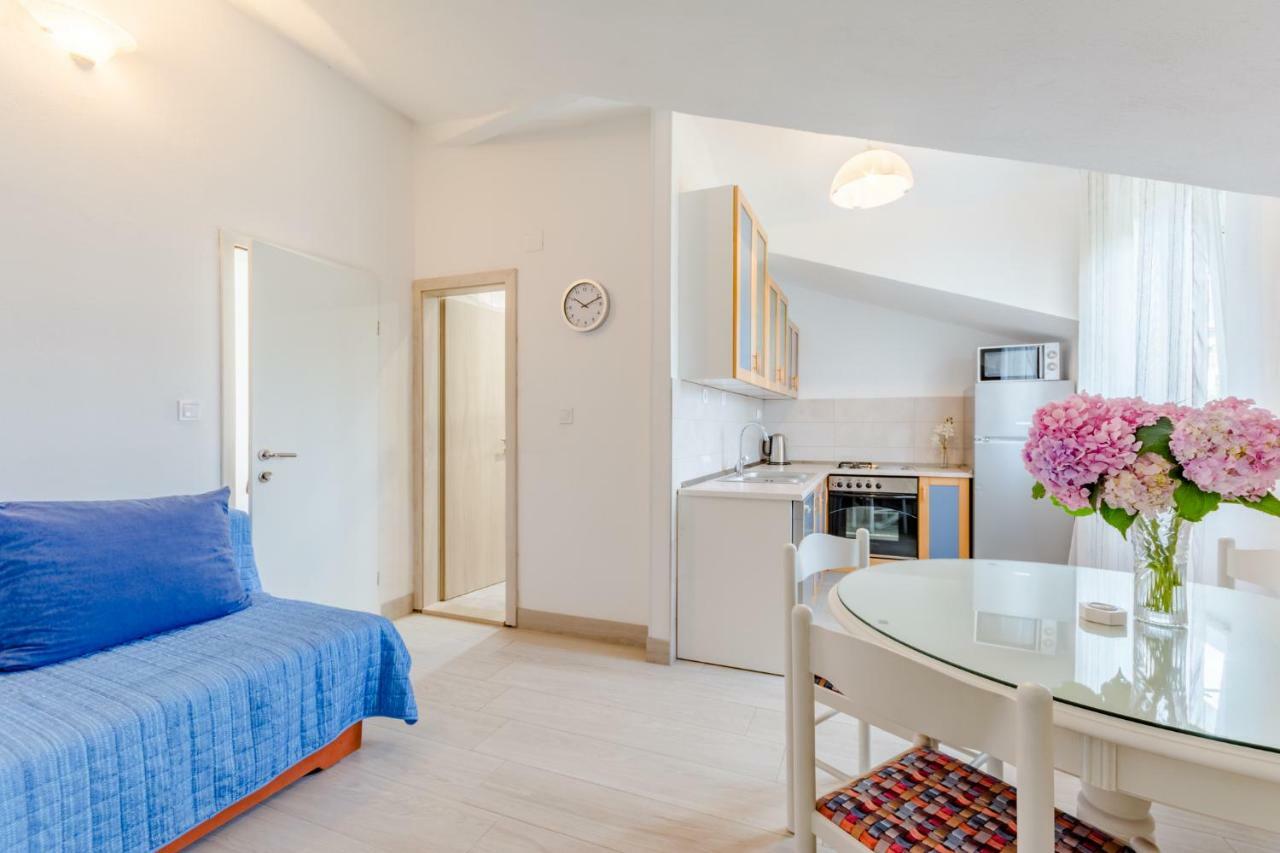 Villa Dinka Sutivan Esterno foto