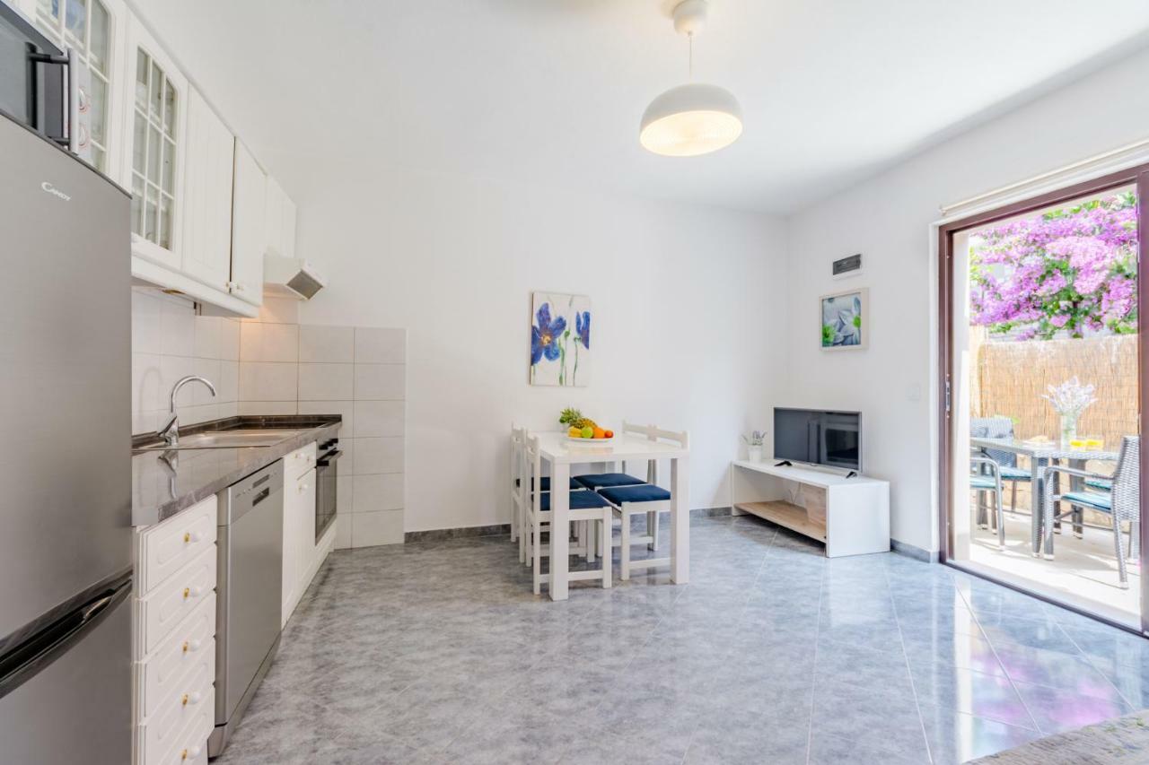 Villa Dinka Sutivan Esterno foto